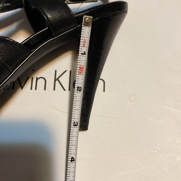 Leather heels - Picture 4 of 6